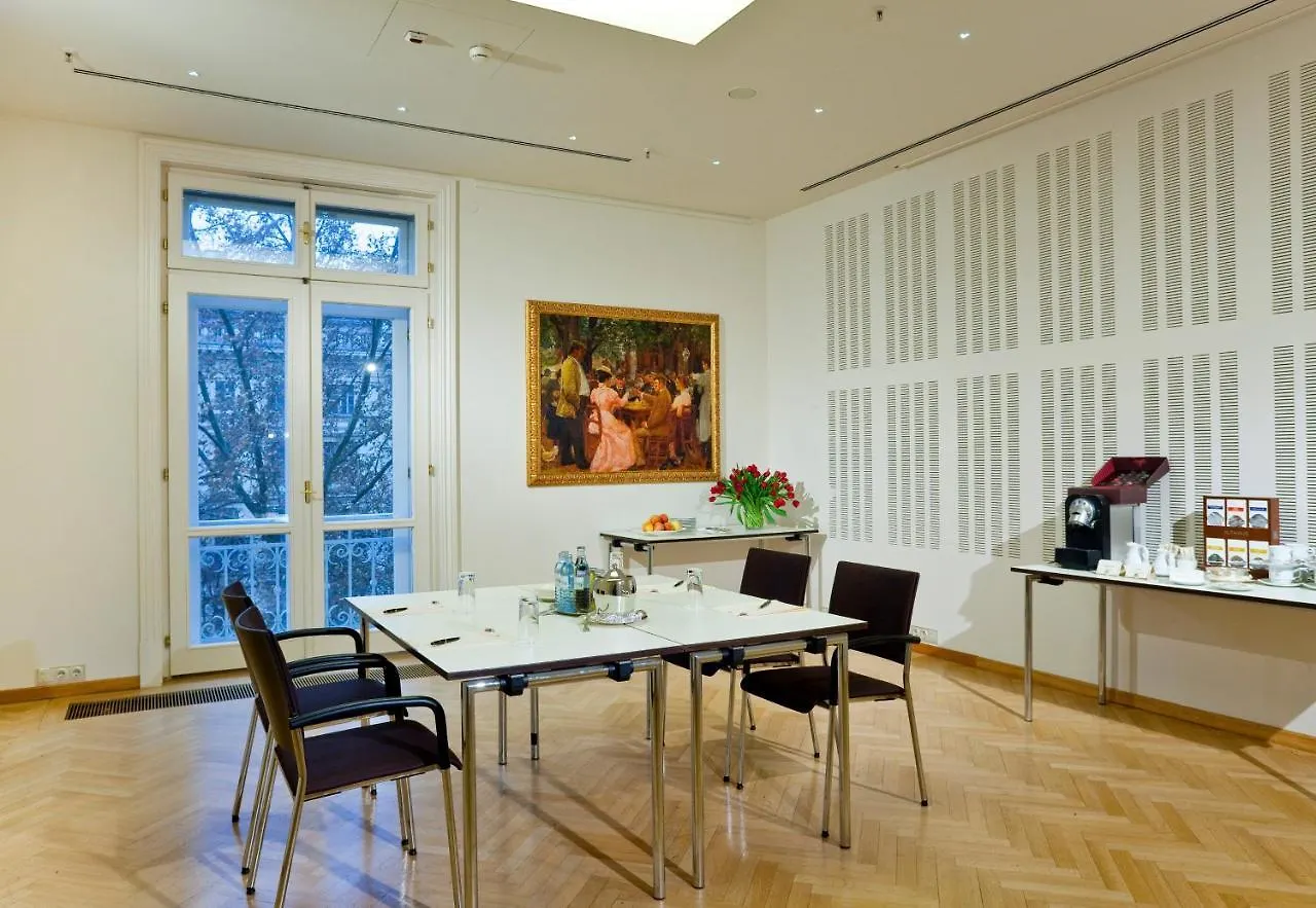 Independent - Grand Hotel Wien