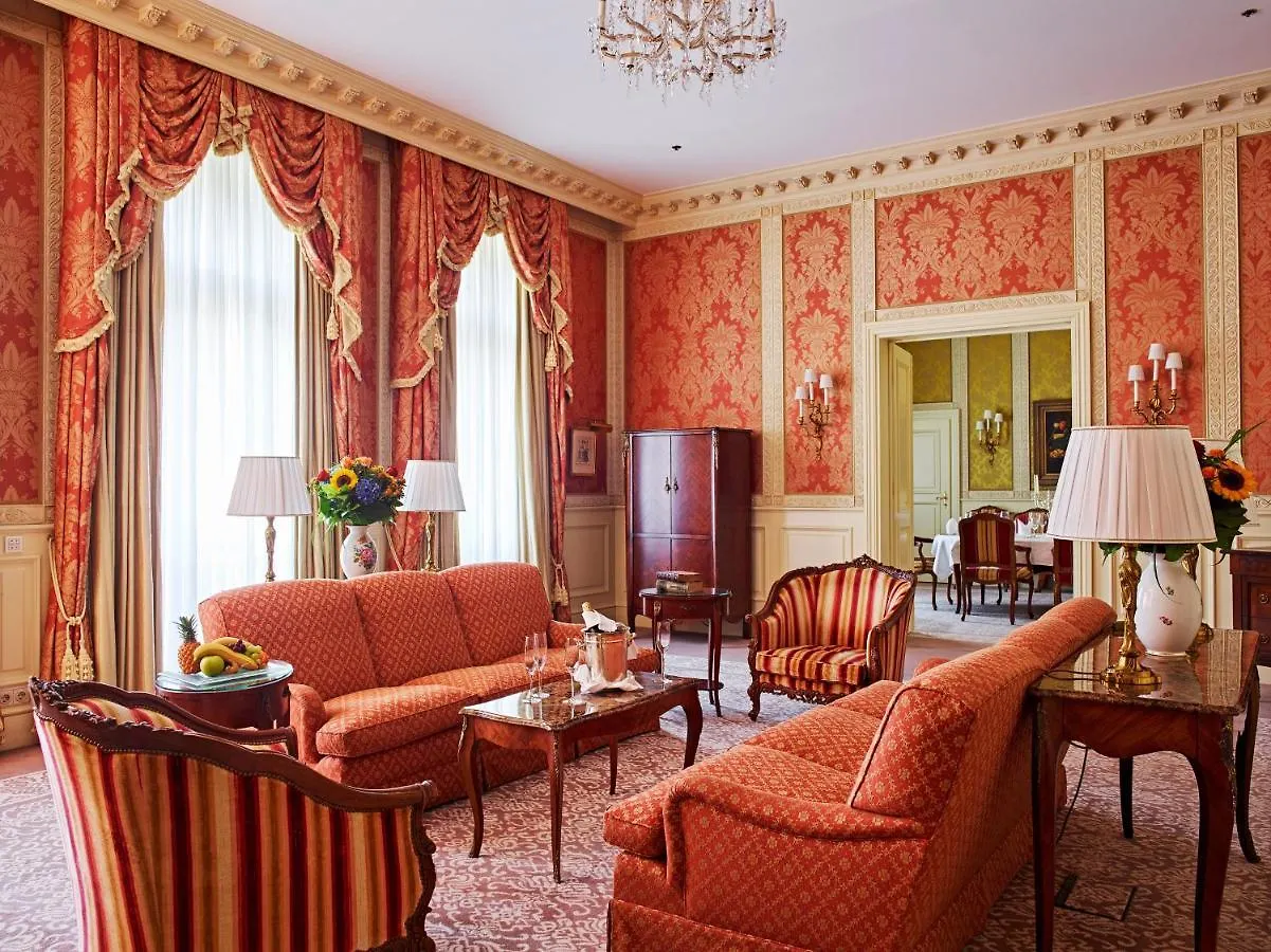 Independent - Grand Hotel Wien