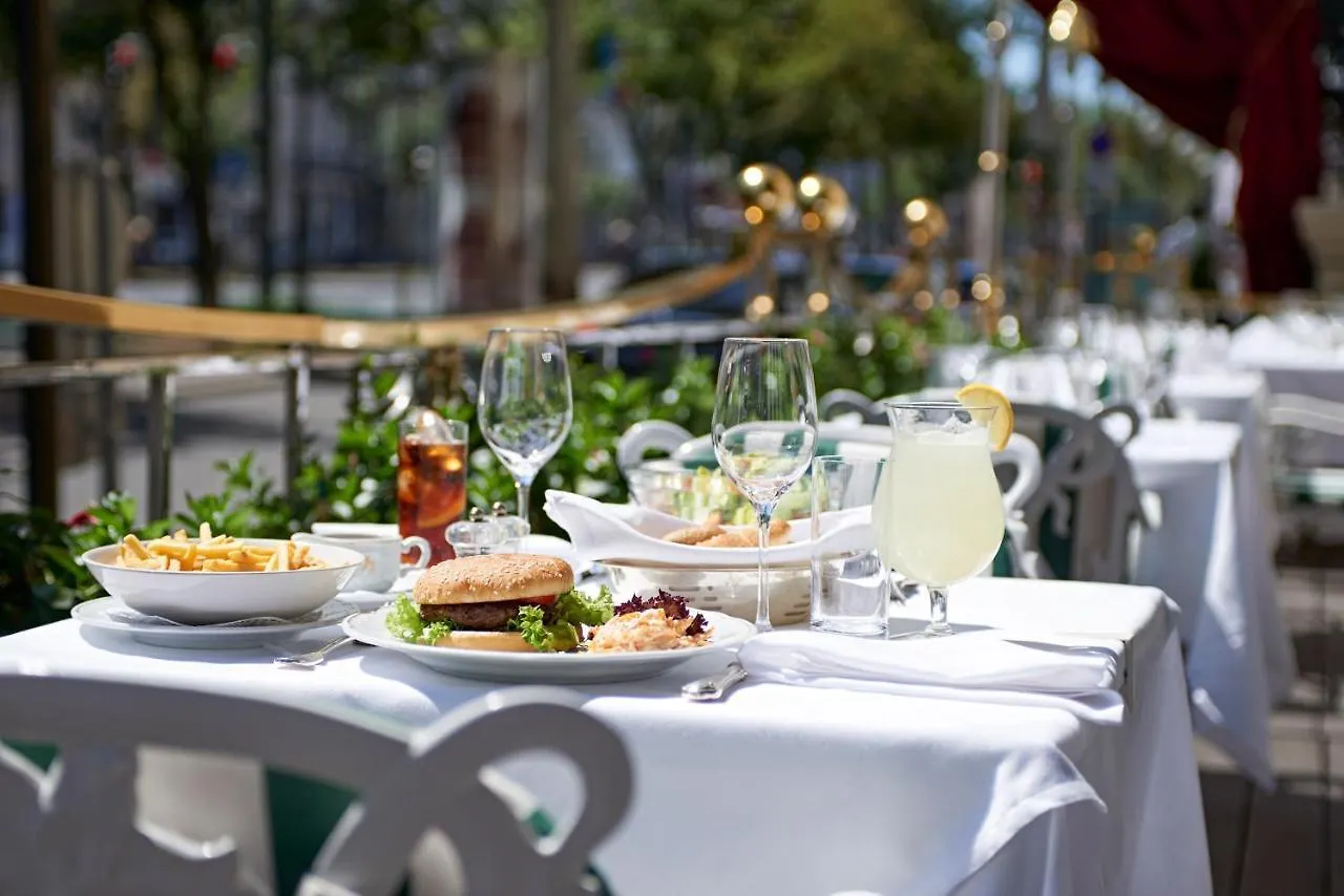 Independent - Grand Hotel Wien